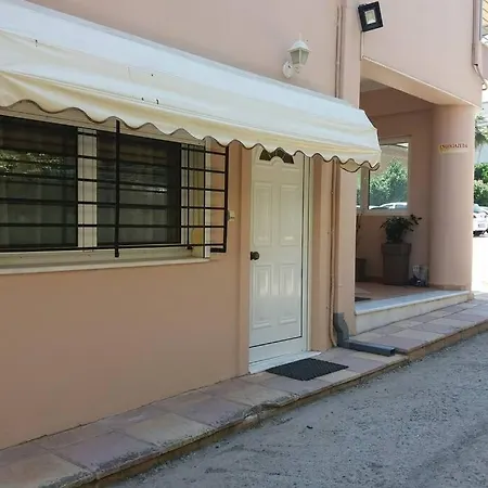 Apartment City Studio Aigio